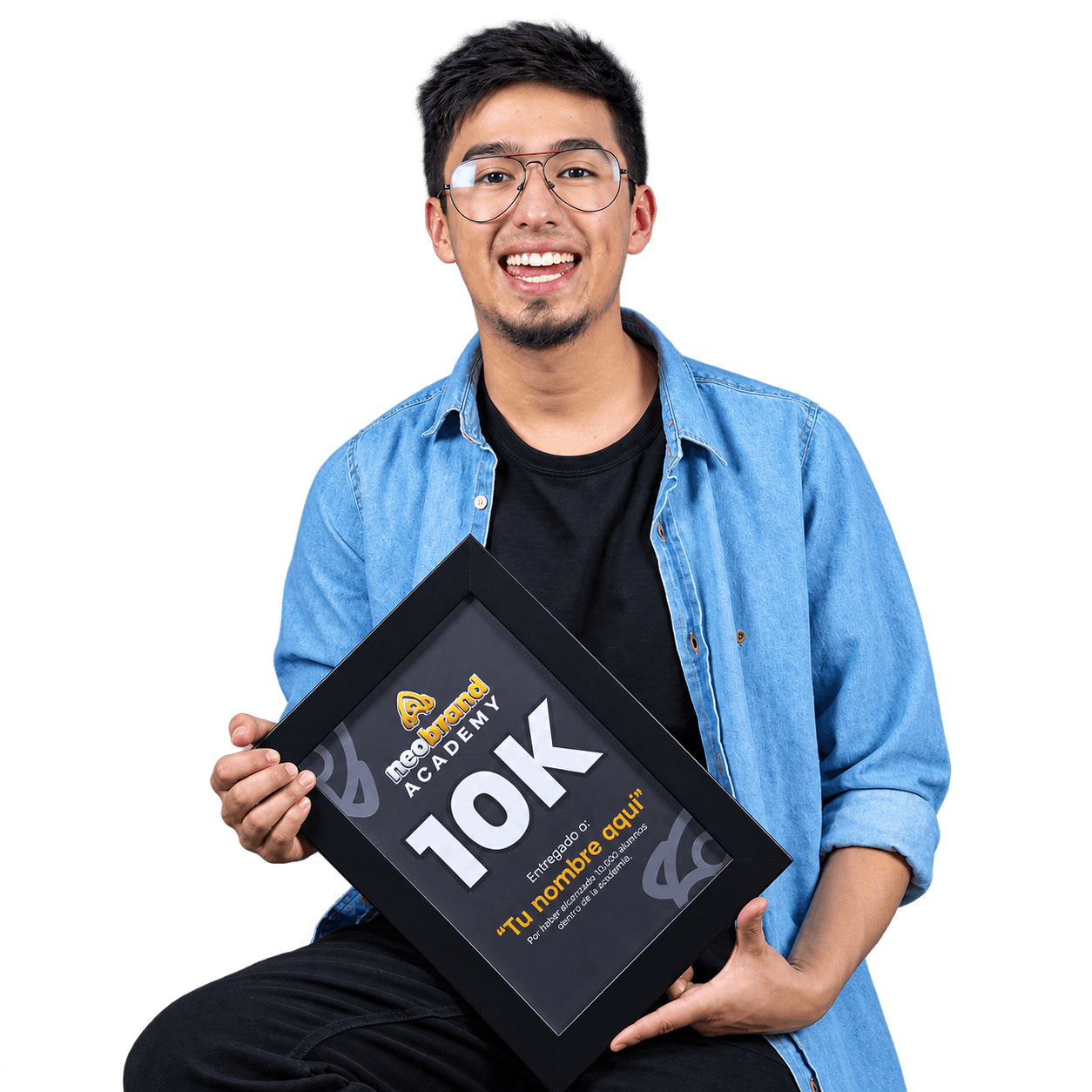 Sergio Chala con el reconocimiento 10K de neobrand Academy